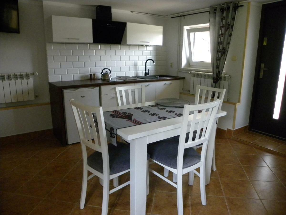 Familiowka Villa Mizerna Exteriör bild